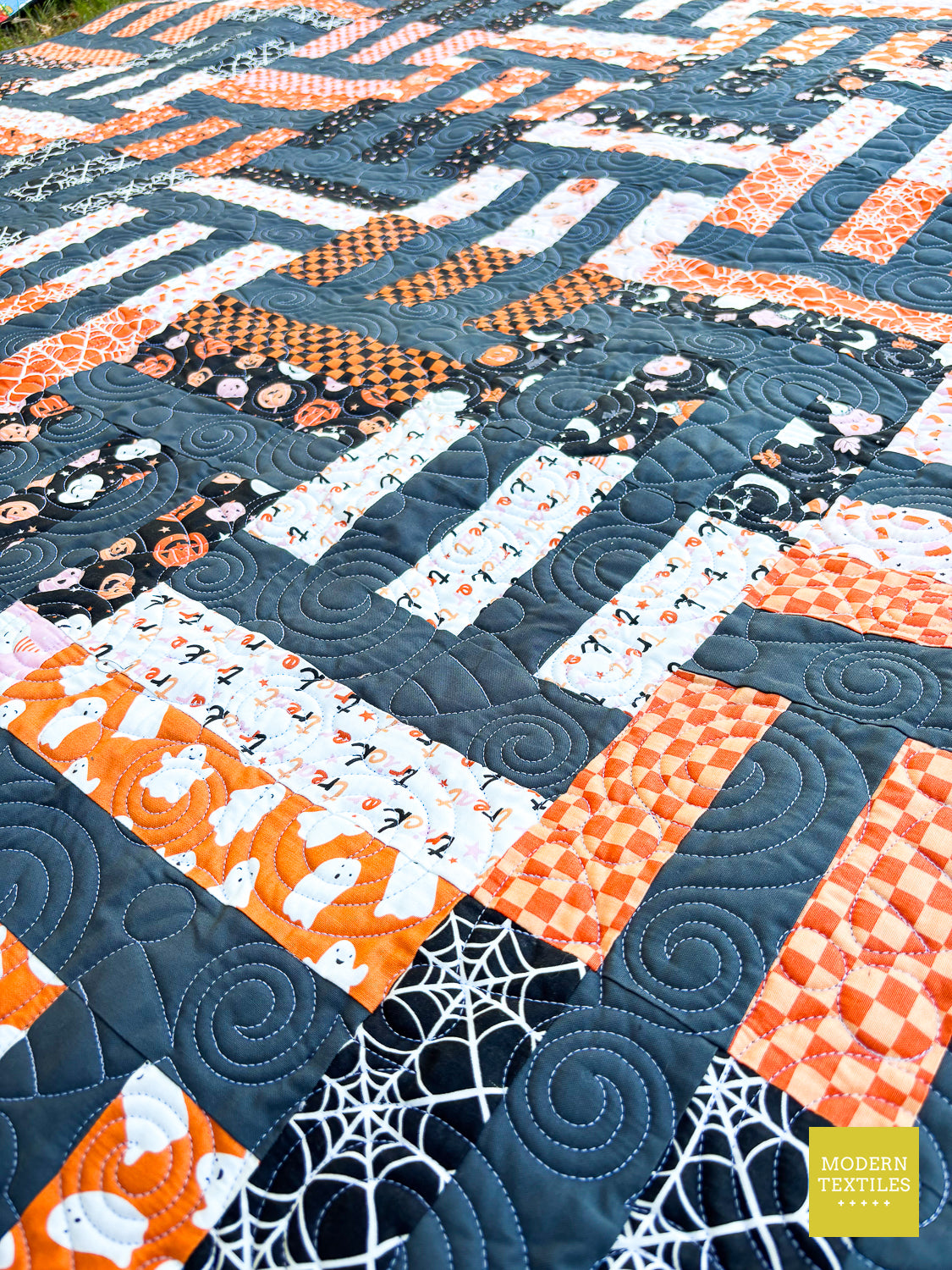 Cake Weave - Throw Quilt