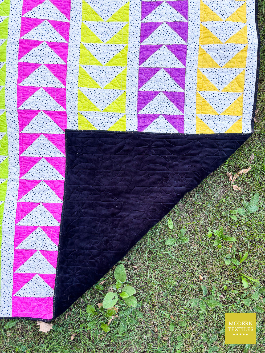 Flying - Throw Quilt