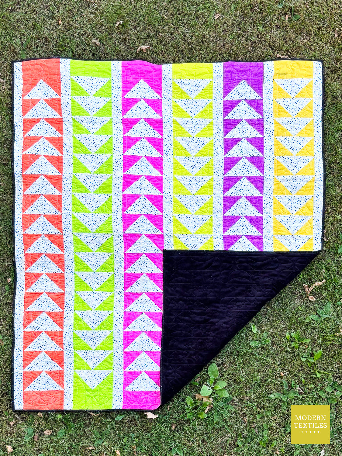 Flying - Throw Quilt