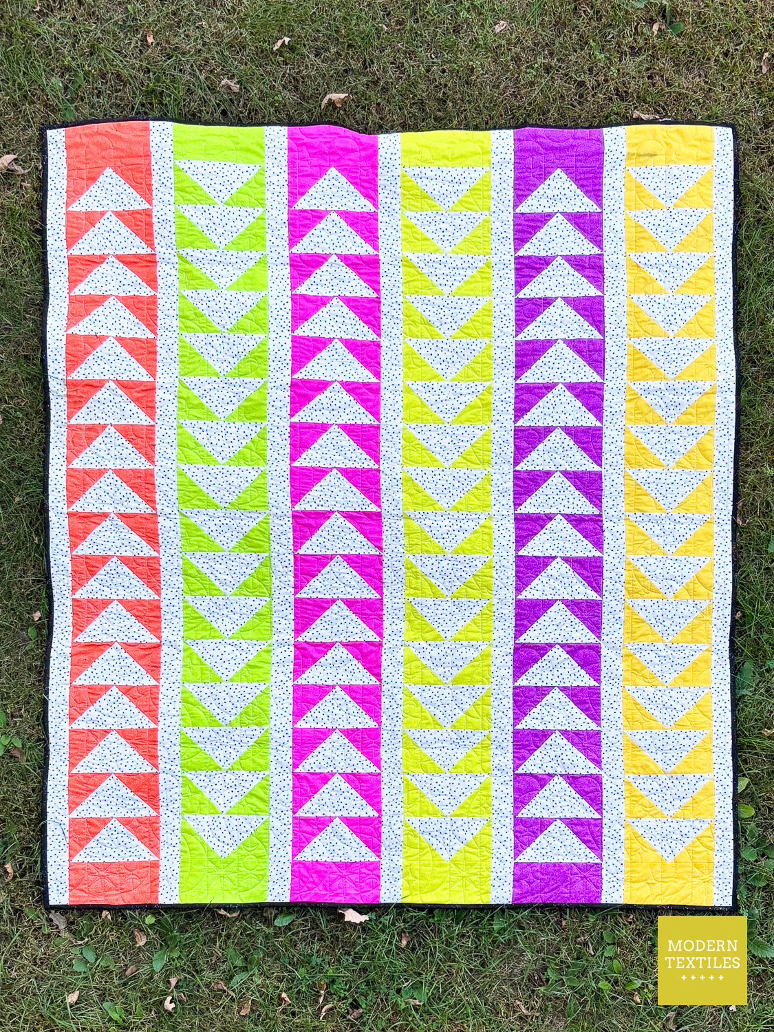 Flying - Throw Quilt