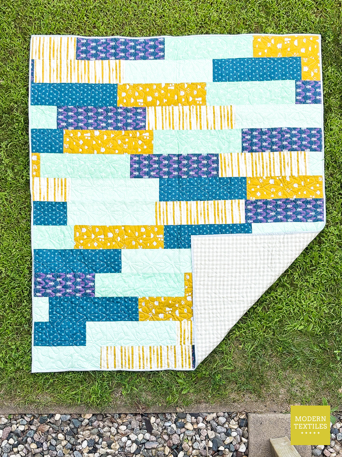 Strip Quilt – Throw Size