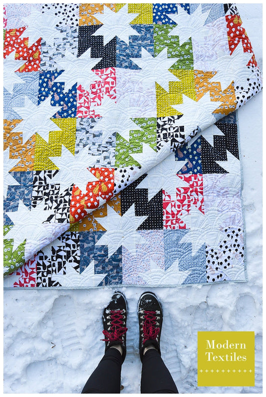 Sarah Golden Star Pop Quilt