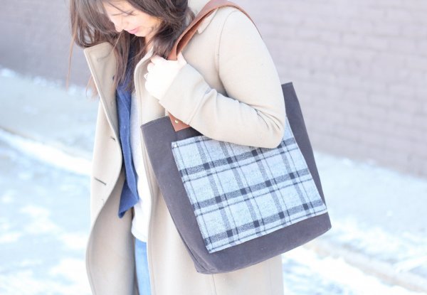 Handmade Giving for Women - FREE Tote Bag Tutorial