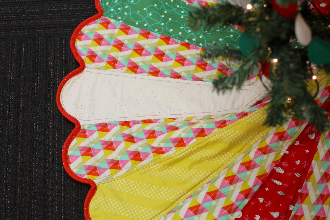 Dresden Christmas Tree Skirt