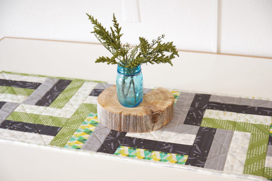 Stack It Table Runner